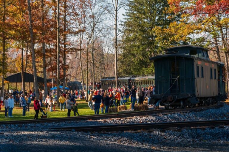 Eastbroadtop  Pm Train Trolley General Admission Train Ride Autumn Festival Crowd