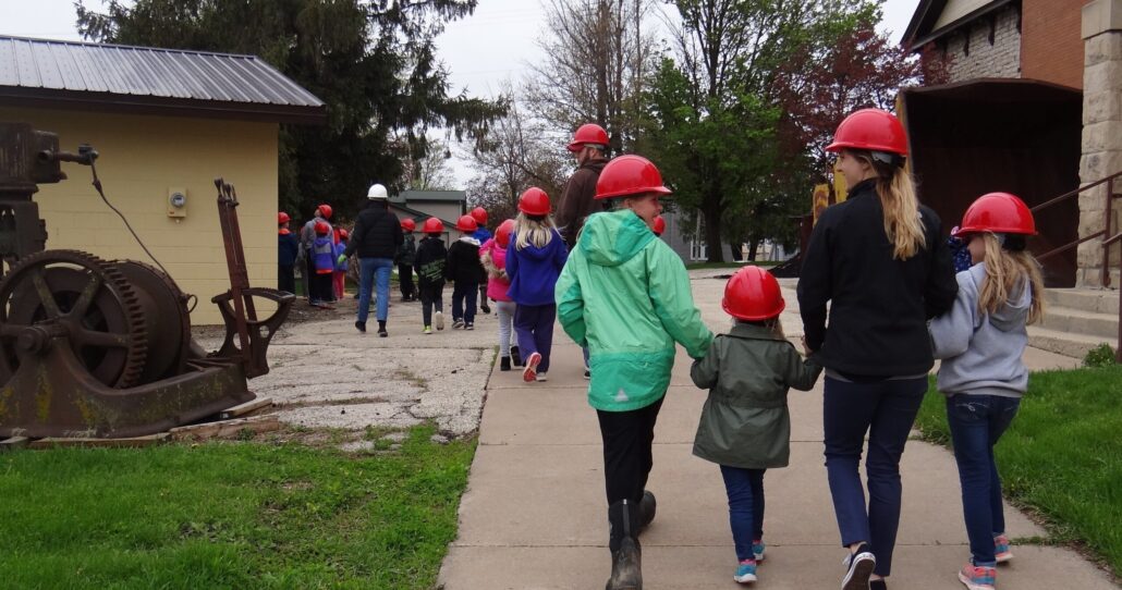 miningjamisonmuseum_museum-admission-guided-mine-tour-train-children-guided-mine-tour-red-hard-h Miningjamisonmuseum Museum Admission Guided Mine Tour Train Children Guided Mine Tour Red Hard H